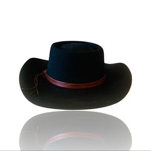 The Australian Outback Collection black leather and fur felt rodeo hat
